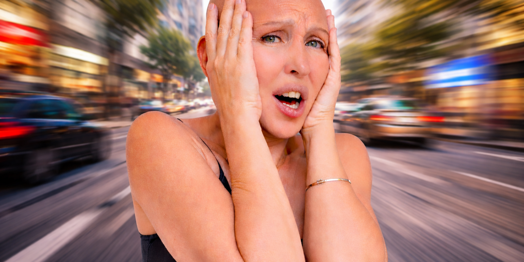 Почему сейчас женщинам тяжело. И почему апрель - критическая точка