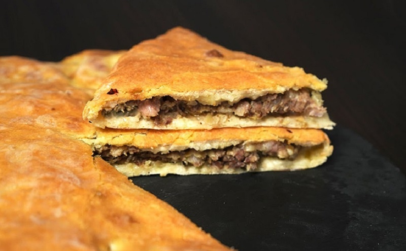 Кубдари – пирог, который хранят в семьях Грузии: пошаговый рецепт настоящего пастушьего пирога с мясом