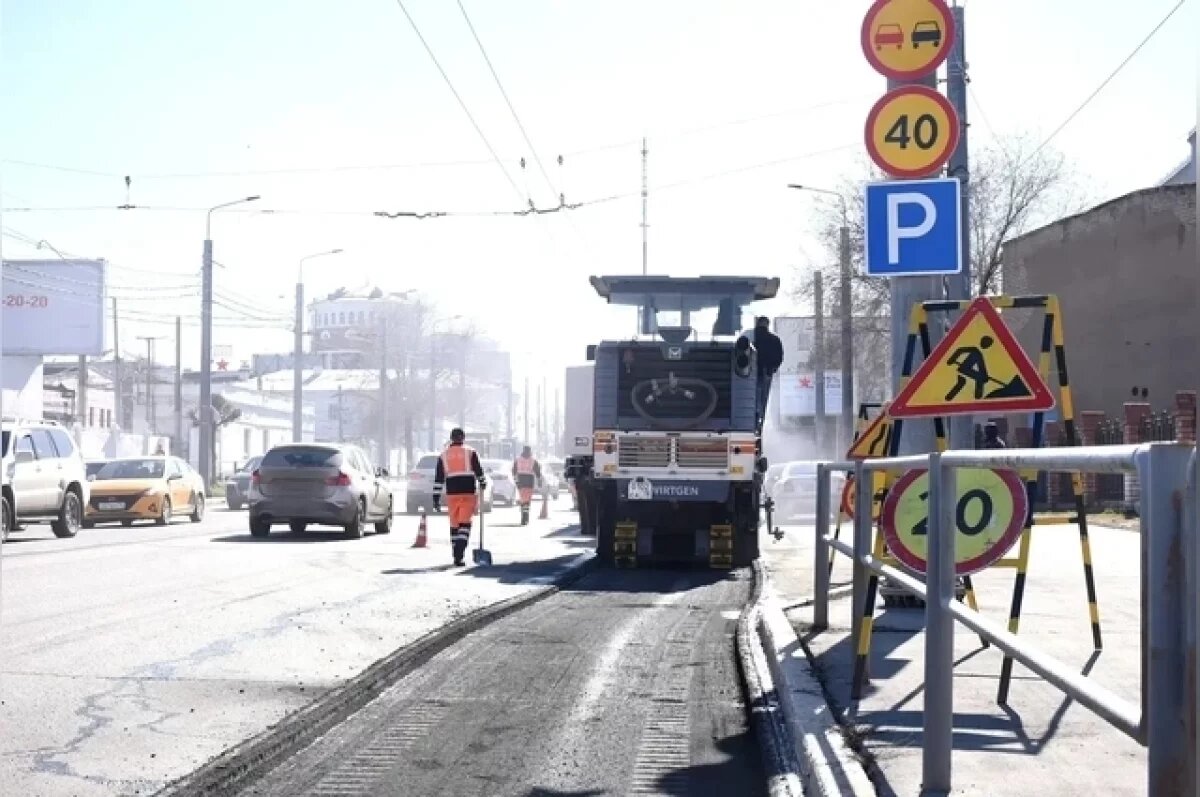    Сезон ремонта дорог в Оренбурге начался с улицы Рыбаковской