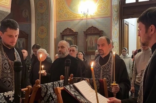    В чистый четверг рекомендуется чтение молитв и посещение храма. Фото: Из личного архивa/ Священник Павел Глибчак