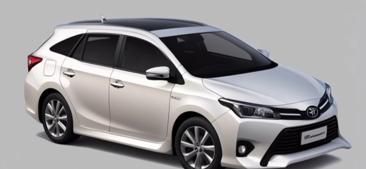 Toyota Corolla Fielder E165