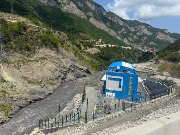 Вид на здание Башенной МГЭС сверху