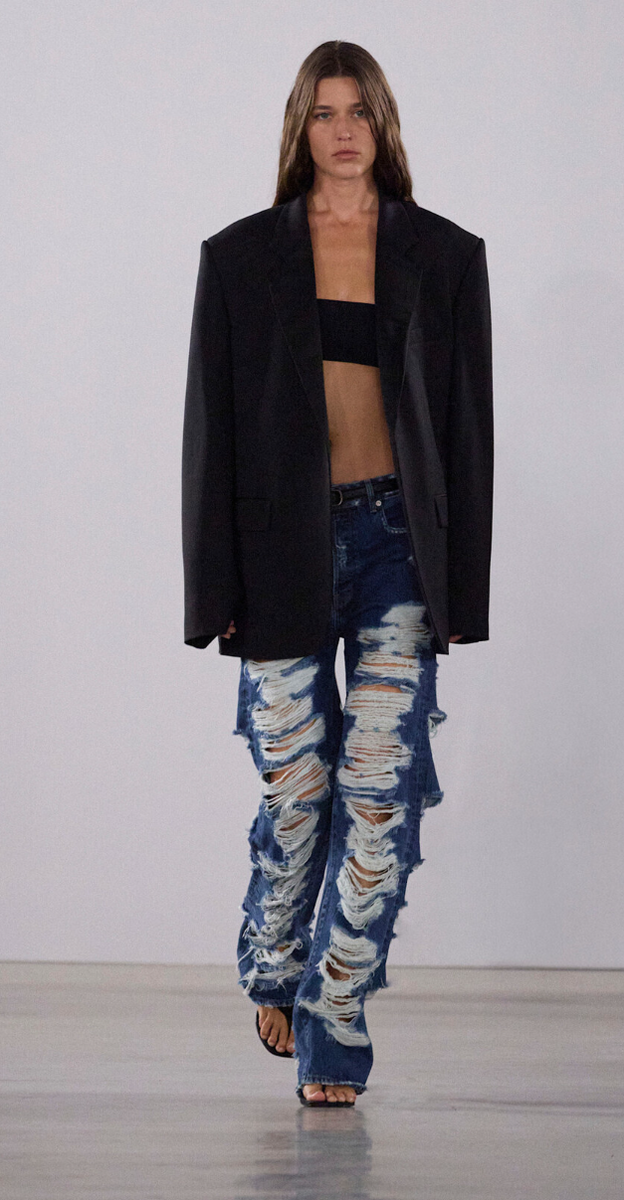 Фотографии с показов на 2026 г.