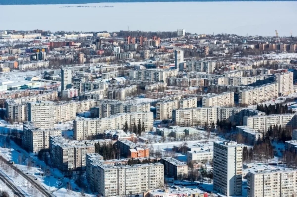    Россыпнов пояснил отчёт Счётной палаты о расселении аварийного жилья