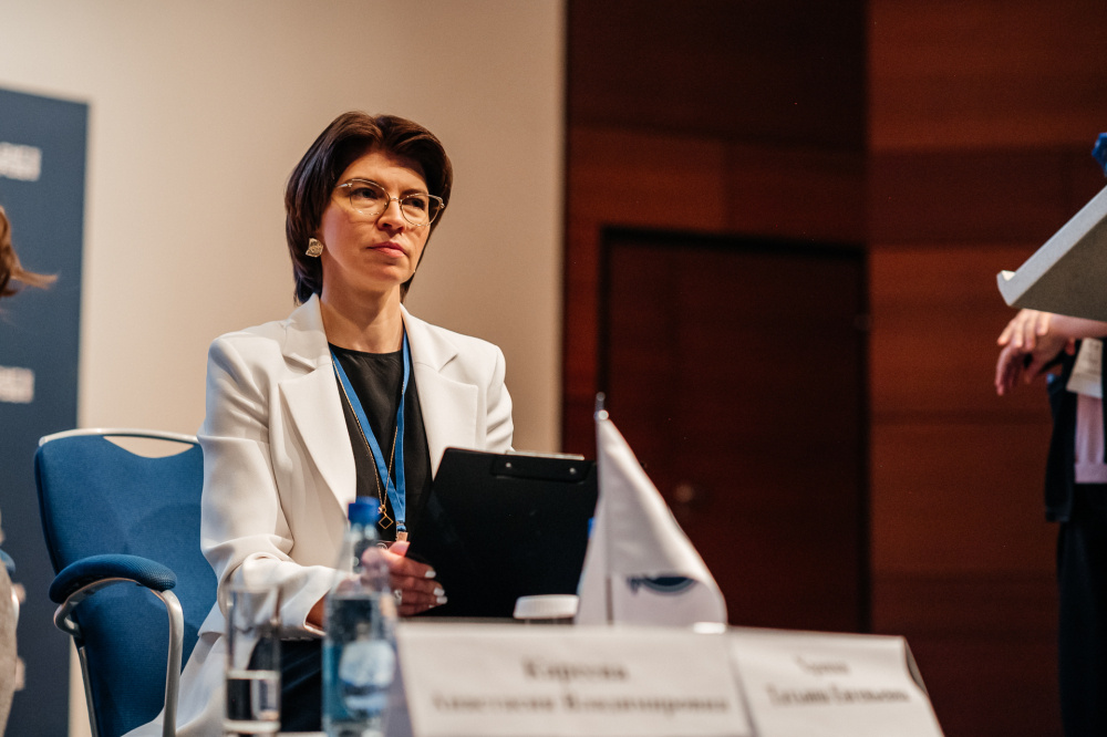    Главной причиной появления отдельной секции Комитета по культуре Татьяна Храпко называет новые запросы на экономические механизмы в культуре. Источник: пресс-служба Делового Центра экономического развития СНГ.