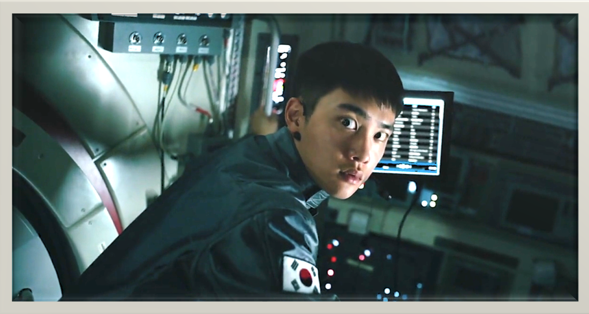 Космический котик увидел очередную неисправность.