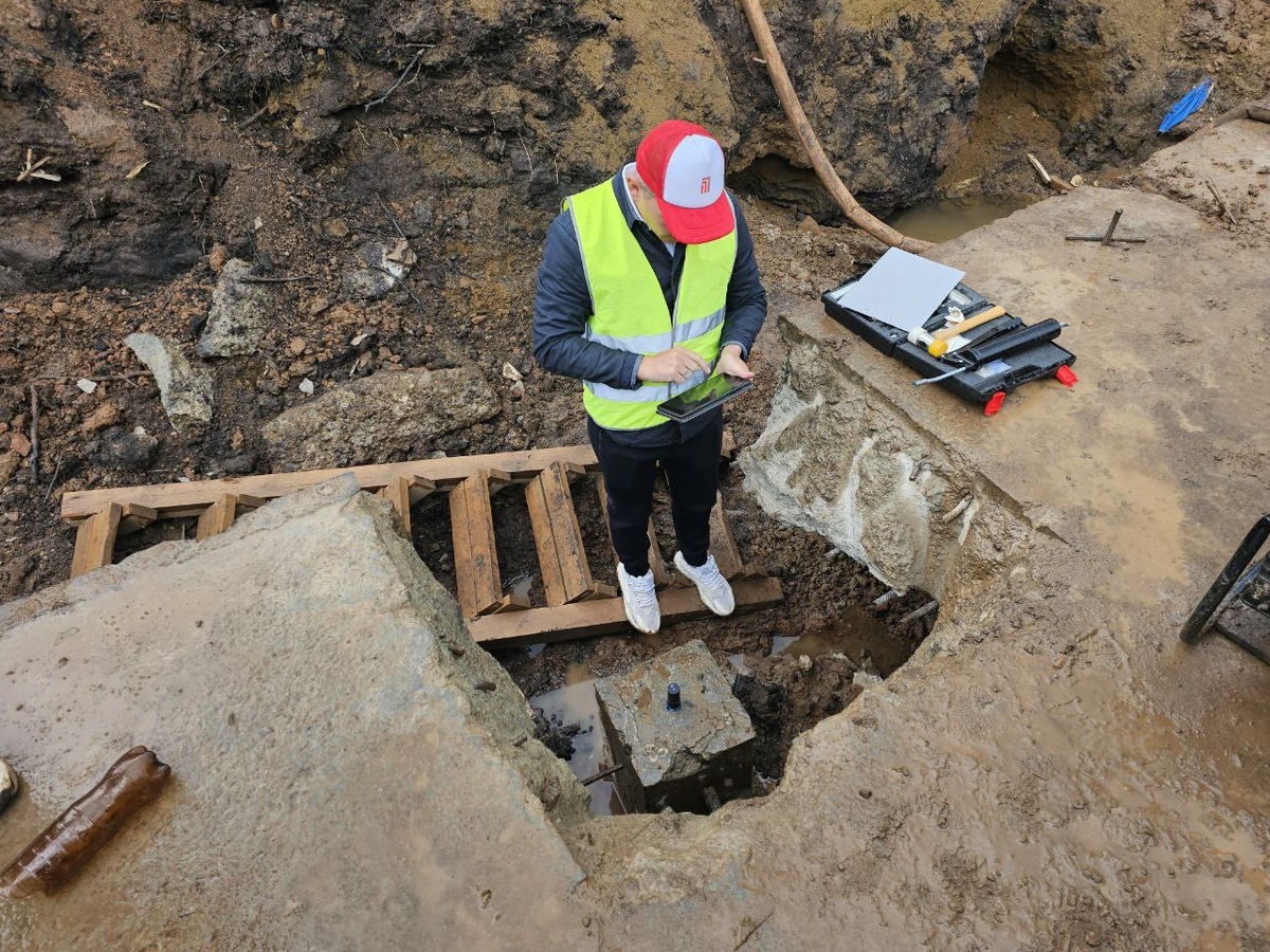 Рисунок 1 - Определение длины сваи прибором СПЕКТР-4 при установке датчикаакселерометра на голову сваи