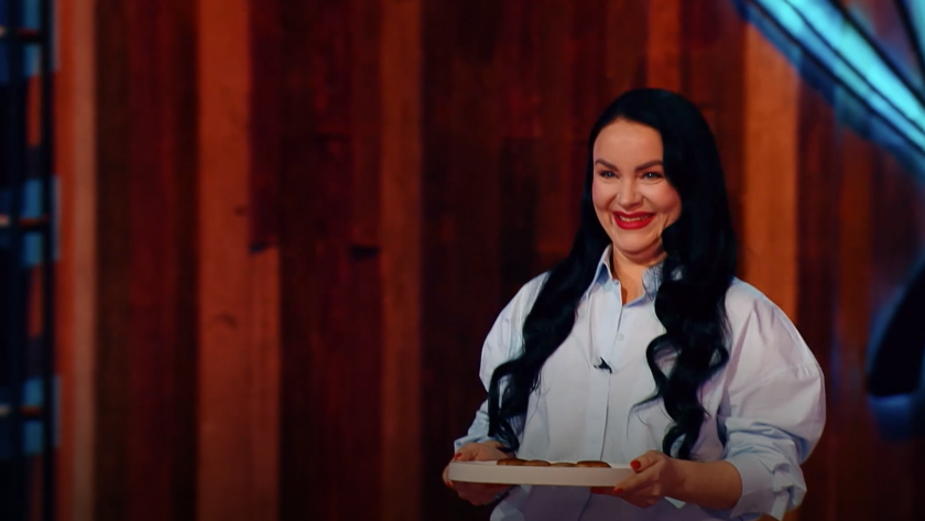    принтскрин с видео телеканала "Пятница"