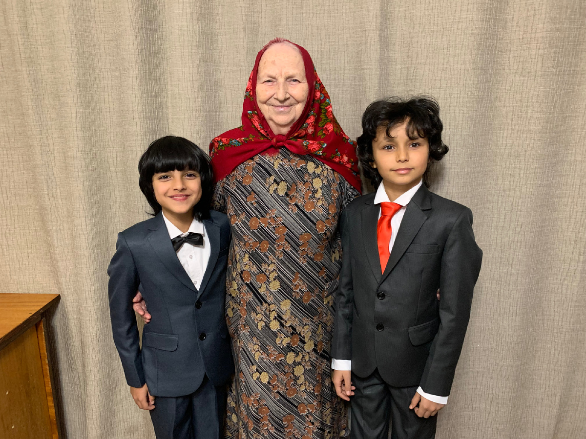 Декабрь 2023. На юбилее у моего папы. 