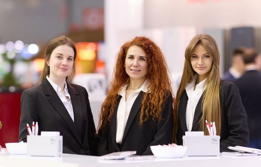 По вопросам оборудования «Лемакс» можно в любое время обратиться в круглосуточную поддержку горячей линии 8-800-2008-078