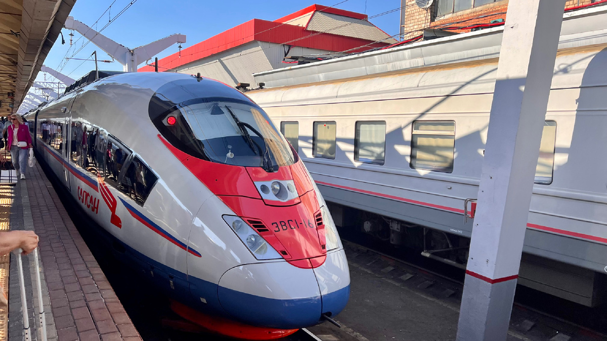 Московский вокзал Санкт-Петербурга