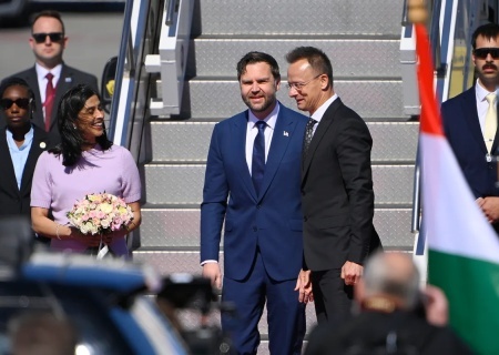    Вы за Брюссель или Вашингтон? Выборы в Венгрии превращаются в референдум