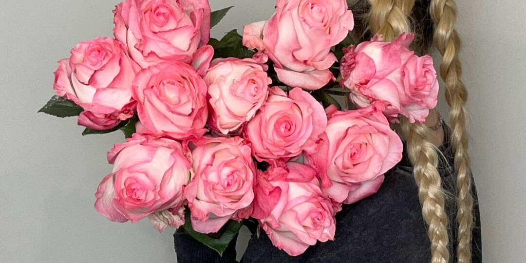 К нам приехала шикарная роза сорта "булевард", размер бутона 10см