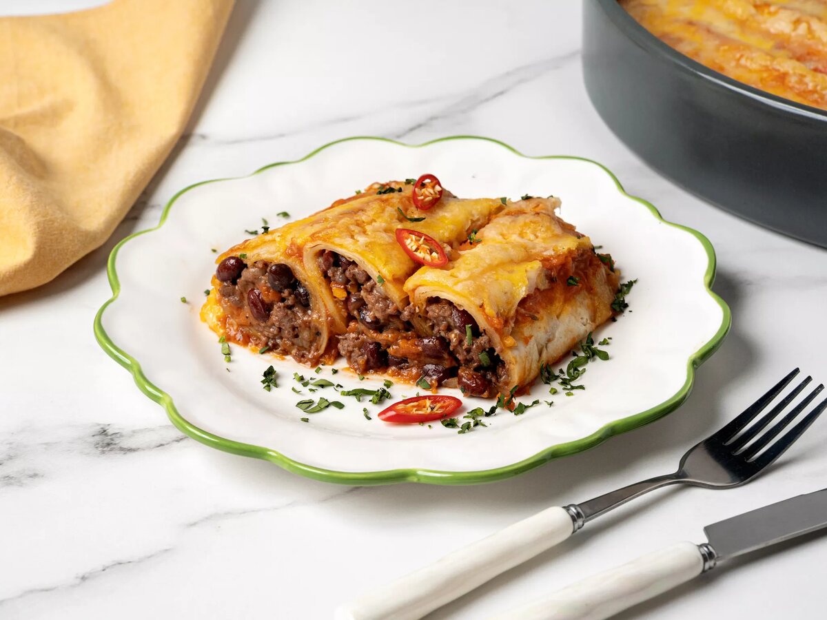 Энчилада с фаршем и фасолью