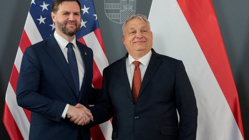 Грязные делишки Киева не укрылись от Вашингтона: попытки Украины вмешаться в выборы разоблачили