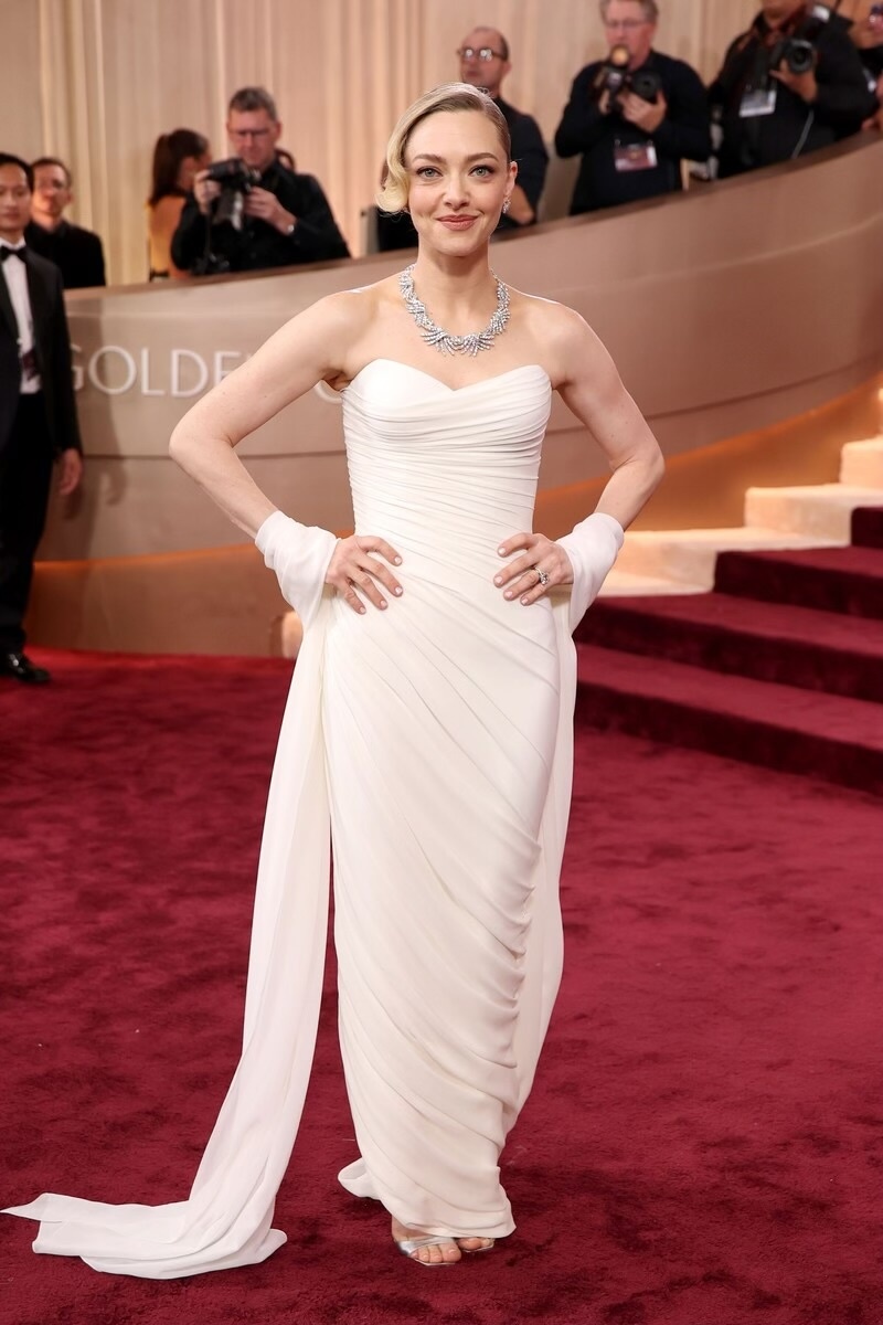 Аманда Сайфред
