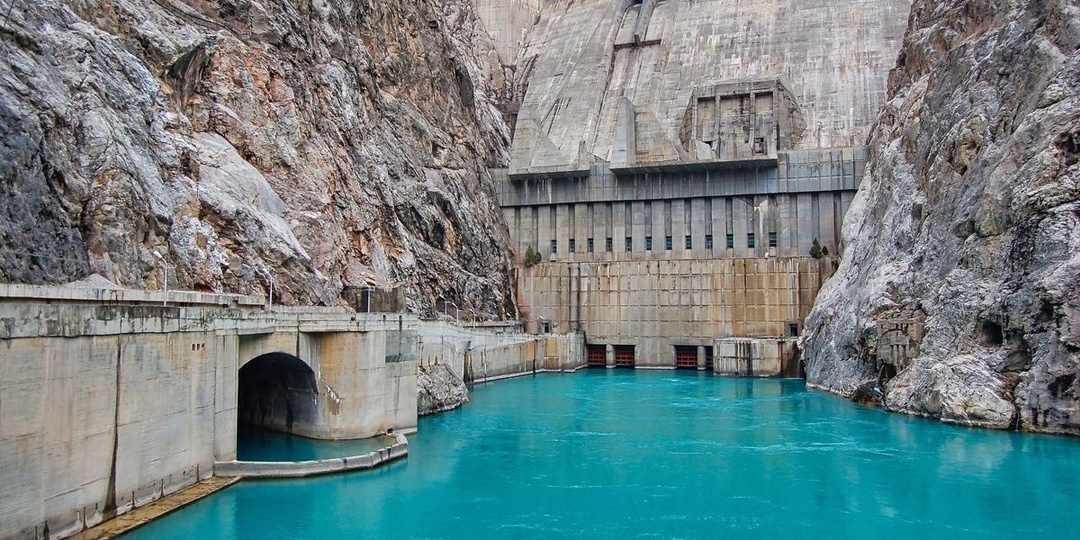 Токтогульская ГЭС: история строительства «кыргызского моря»