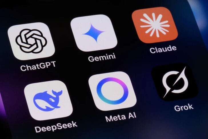 Американские компании обвиняют Китай в краже интеллектуальной собственности в сфере ИИ.