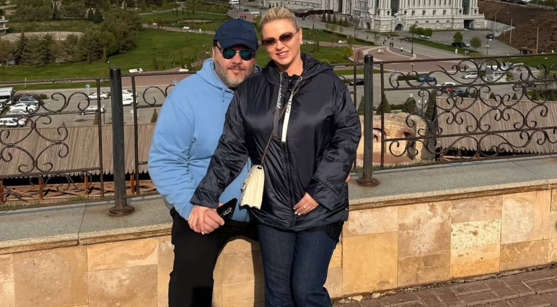 Денис Шреер и Анна Семенович. Фото: Telegram / @annsemenovich