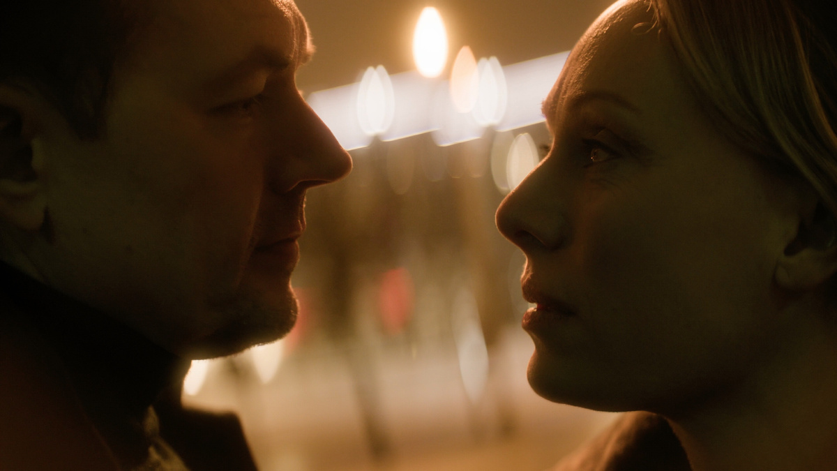 Кадр из сериала "Выход", премьера 8 апреля в онлайн-кинотеатре СМОТРИМ