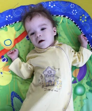 НИКОЛАЮ НУЖНЫ РОДИТЕЛИ!!!