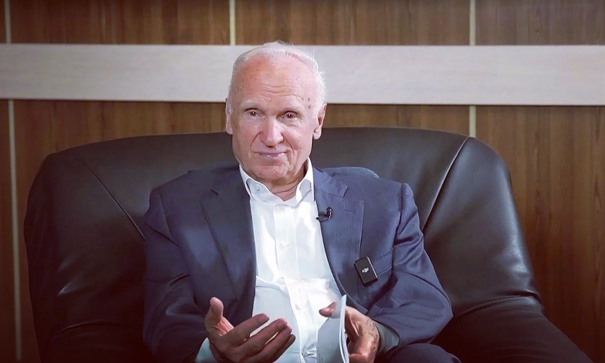 Алексей Ильич Осипов — учёный-богослов, педагог, доктор богословия, заслуженный профессор Московской Духовной Академии и Семинарии, писатель, публицист, проповедник.