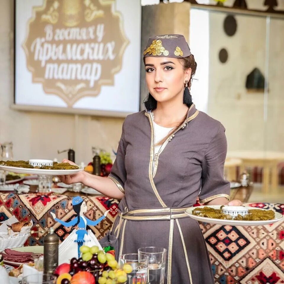 Заходите,  гости дорогие!