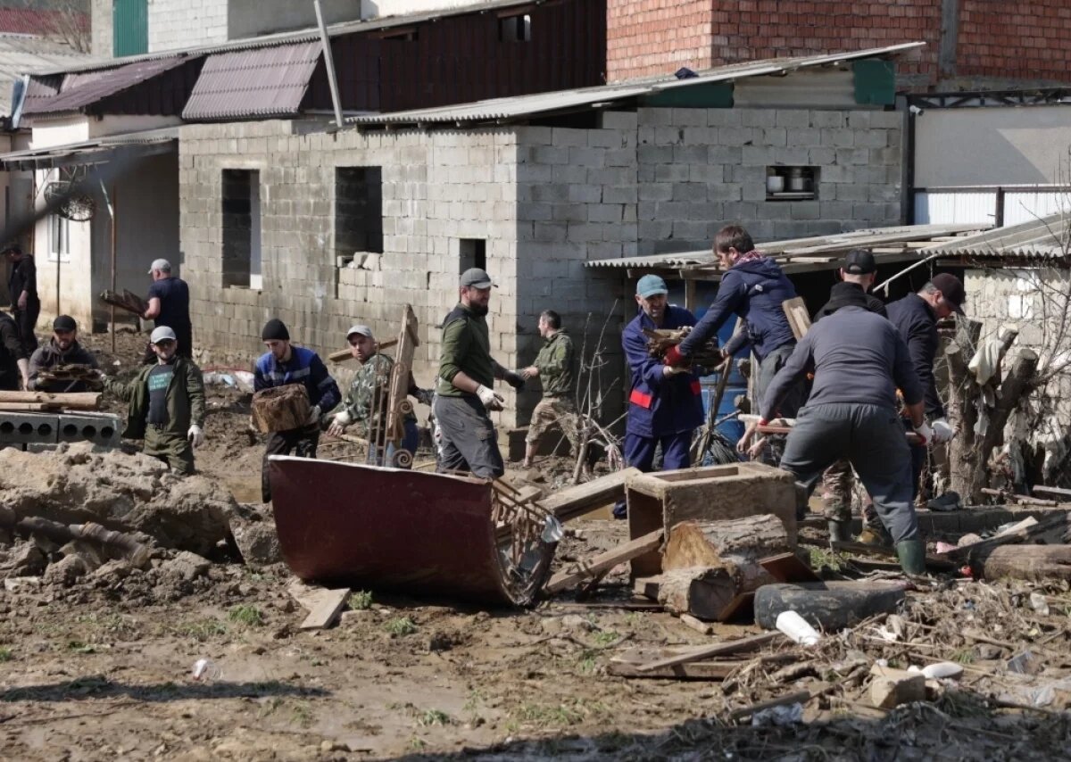    Шестеро погибли, 200 спасли: в Дагестане ликвидируют последствия паводка