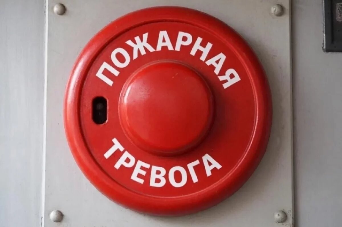    Под Тюменью многодетная семья лишилась дома из-за пожара