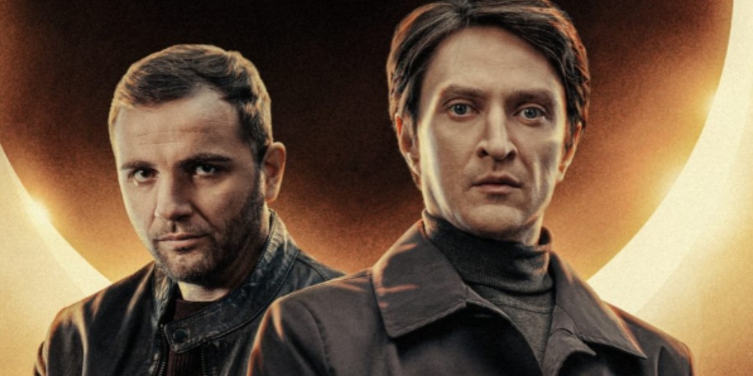 Как Максим Стоянов создал живой образ в сериале «Черное солнце». Тандем с Юрием Чурсиным