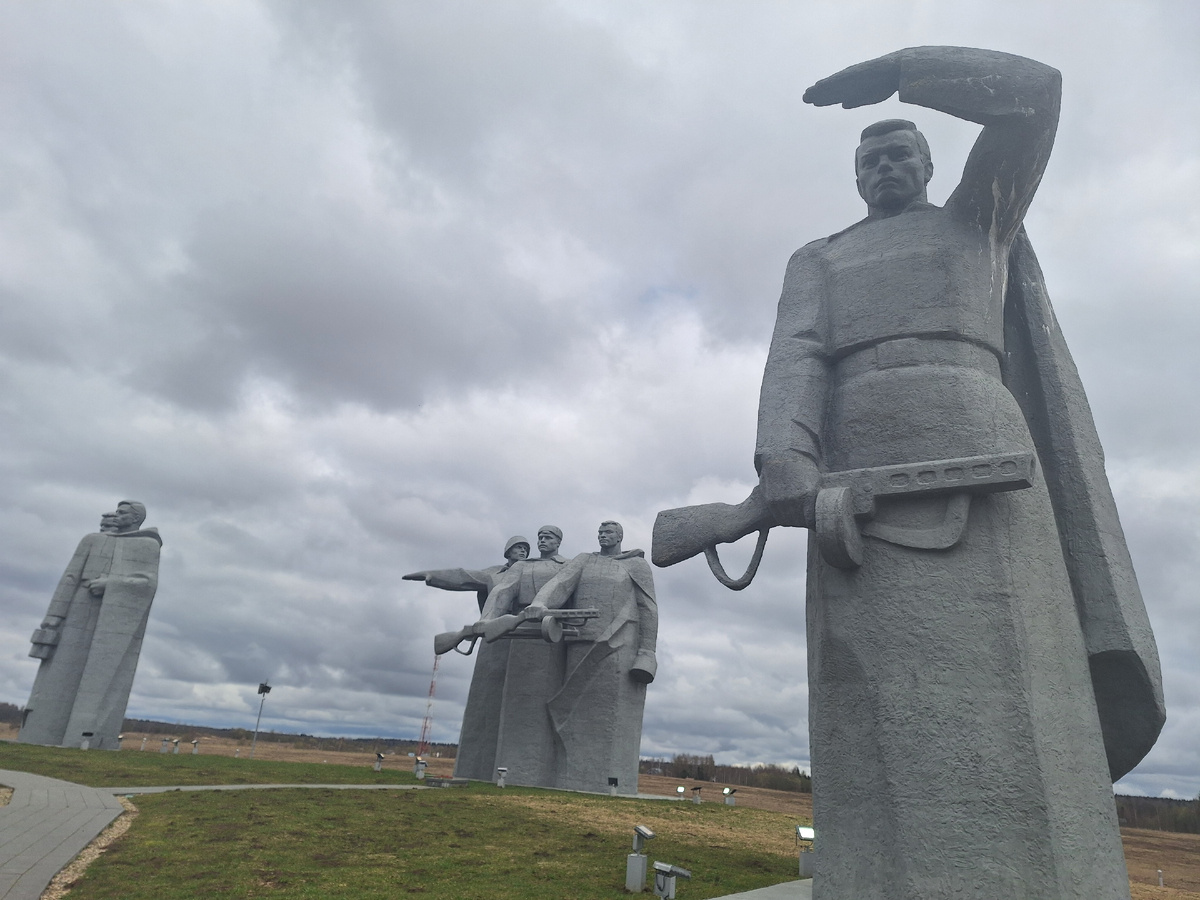 Авторское фото канала, Адаптация локации