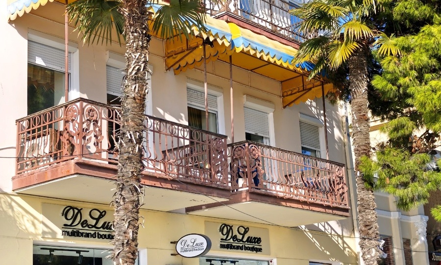 Крым 2026 - где остановиться? Отель, аппартаменты, дом или квартира? Плюсы и минусы, на что обратить внимание