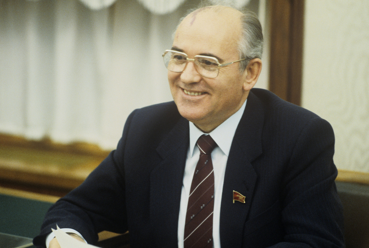     Генеральный секретарь ЦК КПСС Михаил Сергеевич Горбачёв / РИА Новости / Юрий Абрамочкин