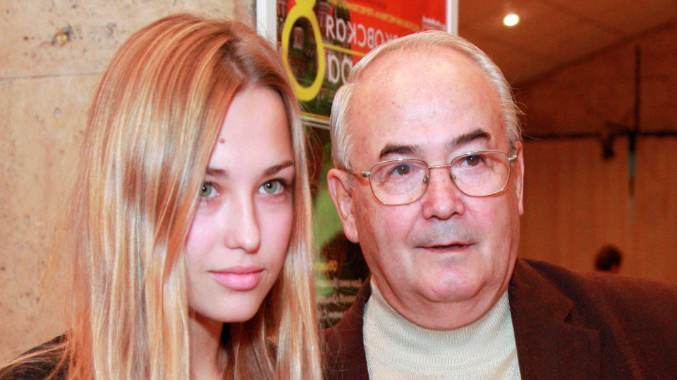 Всеволод Шиловский с внучкой Аглаей Шиловской