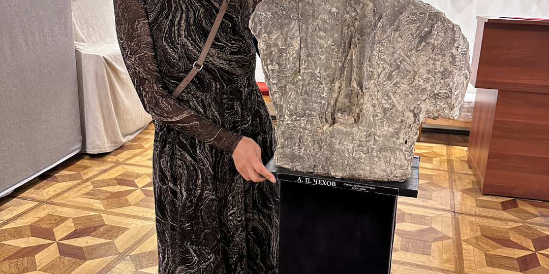 Дух захватывает: два апрельских спектакля в Москве, которые нельзя пропустить