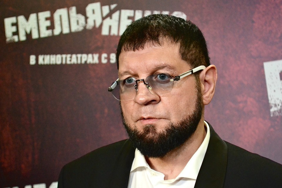    Александр Емельяненко Даниил ОПАРИН
