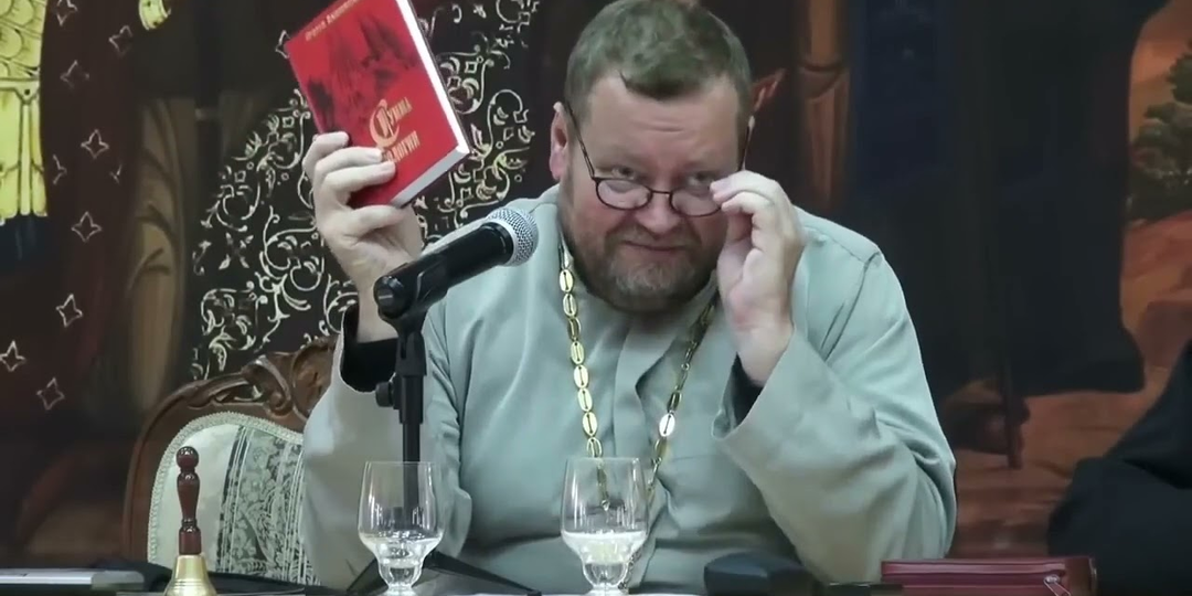 Освящение квартиры - не страховка от домовых. Священник Олег Стеняев