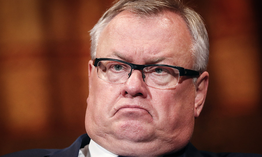 Про ужасные условия по кредитам и навязанные услуги. Продаю гараж