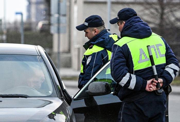 График рейдов ГИБДД в апреле 2026 года. Обложка © РИА «Новости» / Максим Богодвид