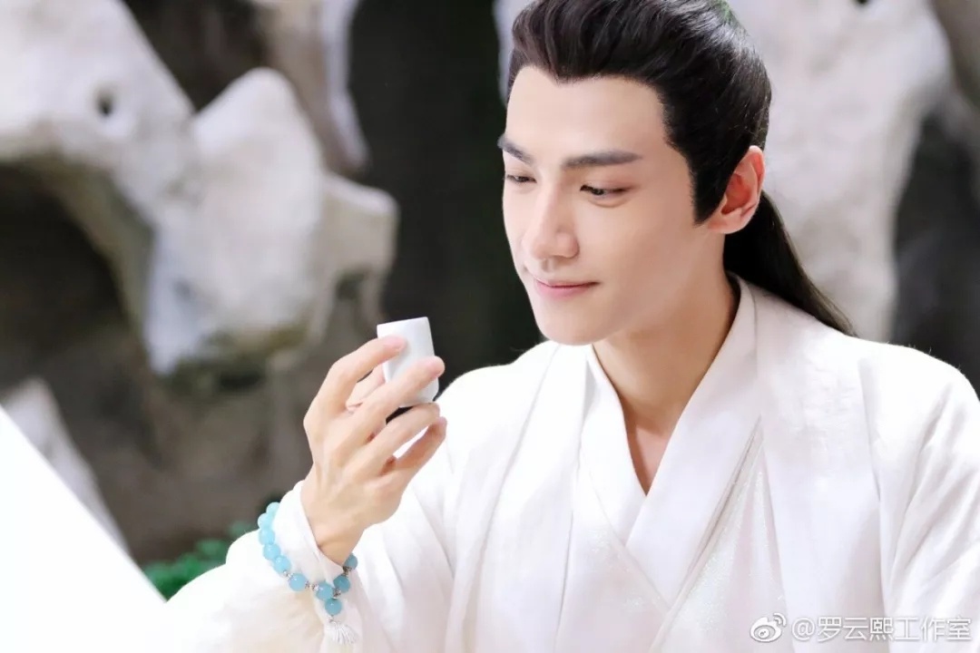 Антагонист, которому невозможно не сочувствовать/ «Удушающая сладость, заиндевелый пепел»