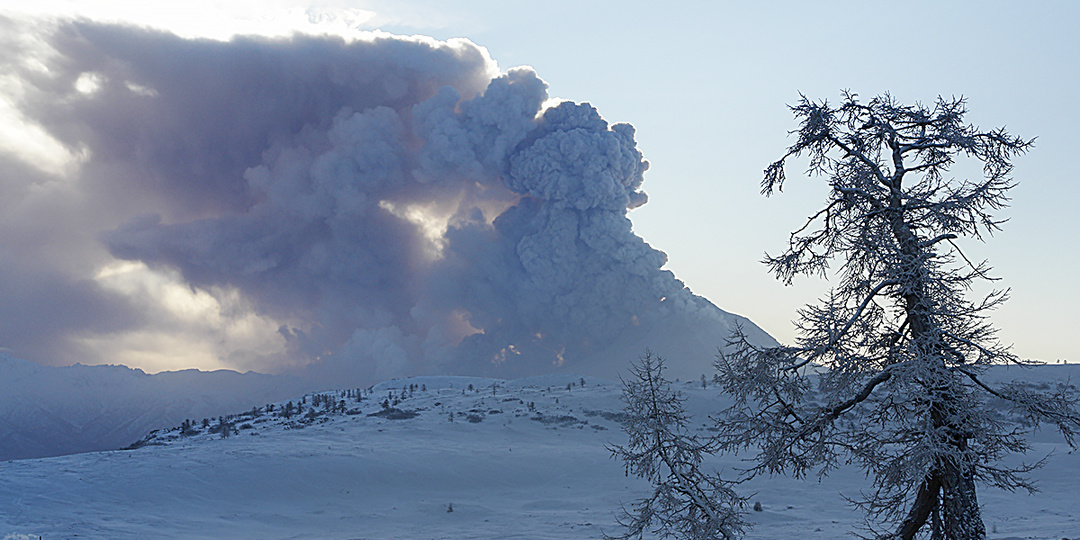 Извержение Кизимена 2011г.