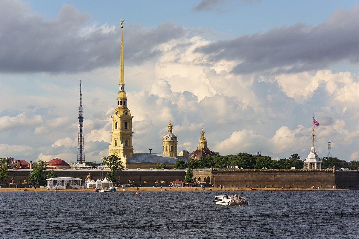 Петропавловская крепость – Andrey Korzun on Wikipedia