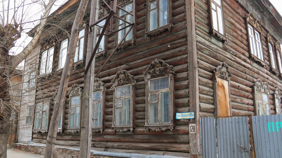    Старинный особняк на ул. Никитина, 128. Апрель 2026 года. Источник: Виталий Барабаш/"Толк"