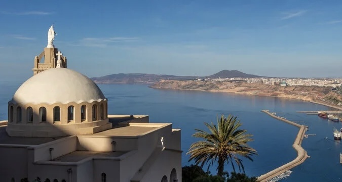 Алжир. Фото со https://stock.adobe.com/ru/search?k=%D0%B0%D0%BB%D0%B6%D0%B8%D1%80