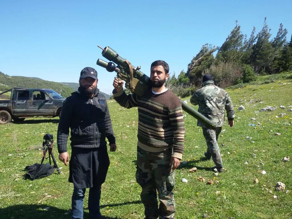 ПЗРК и боец сопротивления.  фото: яндекс.