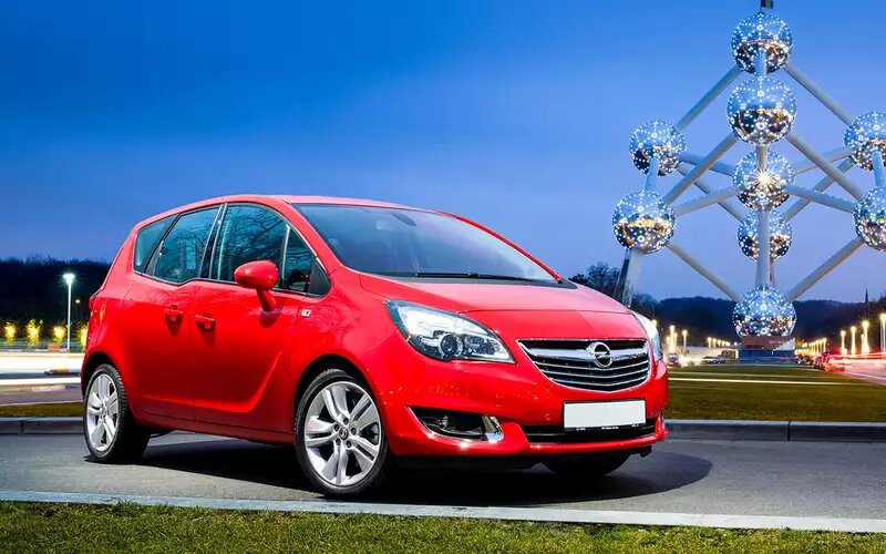 Opel Meriva поколения B📷
