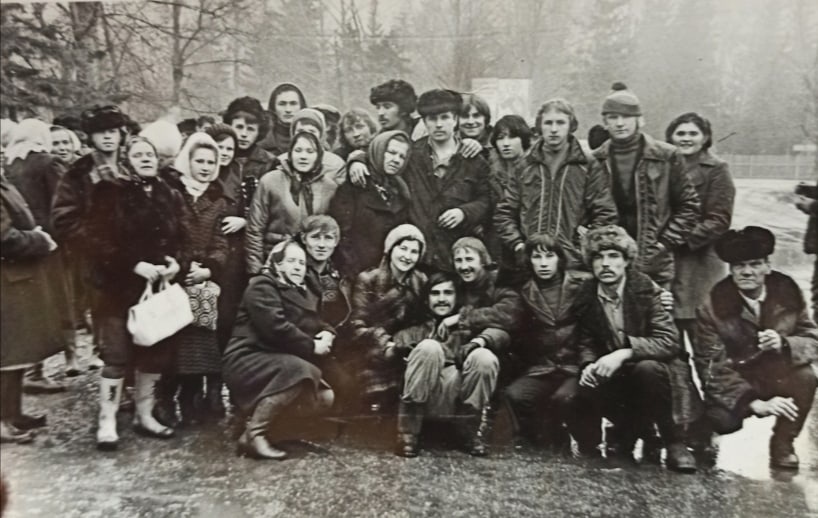 Фото из архива И.Иващенко. Проводы в Армию 1979 г, возле Военкомата пгт Б-Мурта