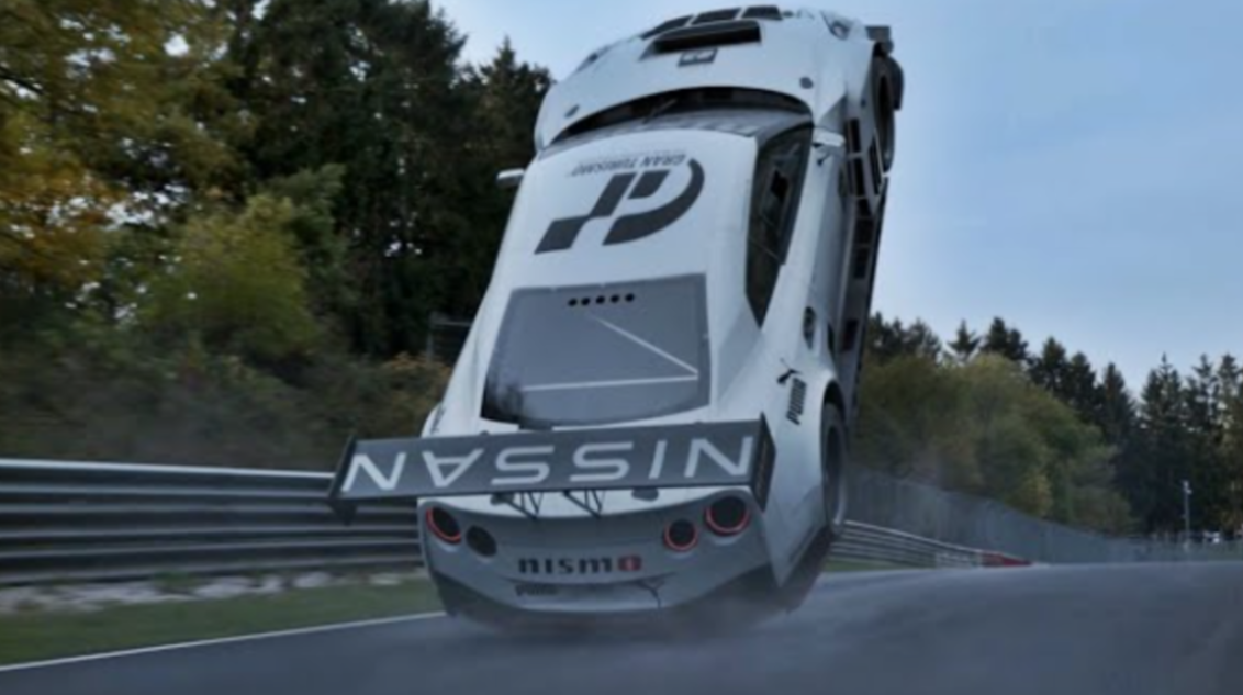 Кадр из Gran Turismo. Отличный фильм, советую. И тут машина уже чувствует подъёмную силу