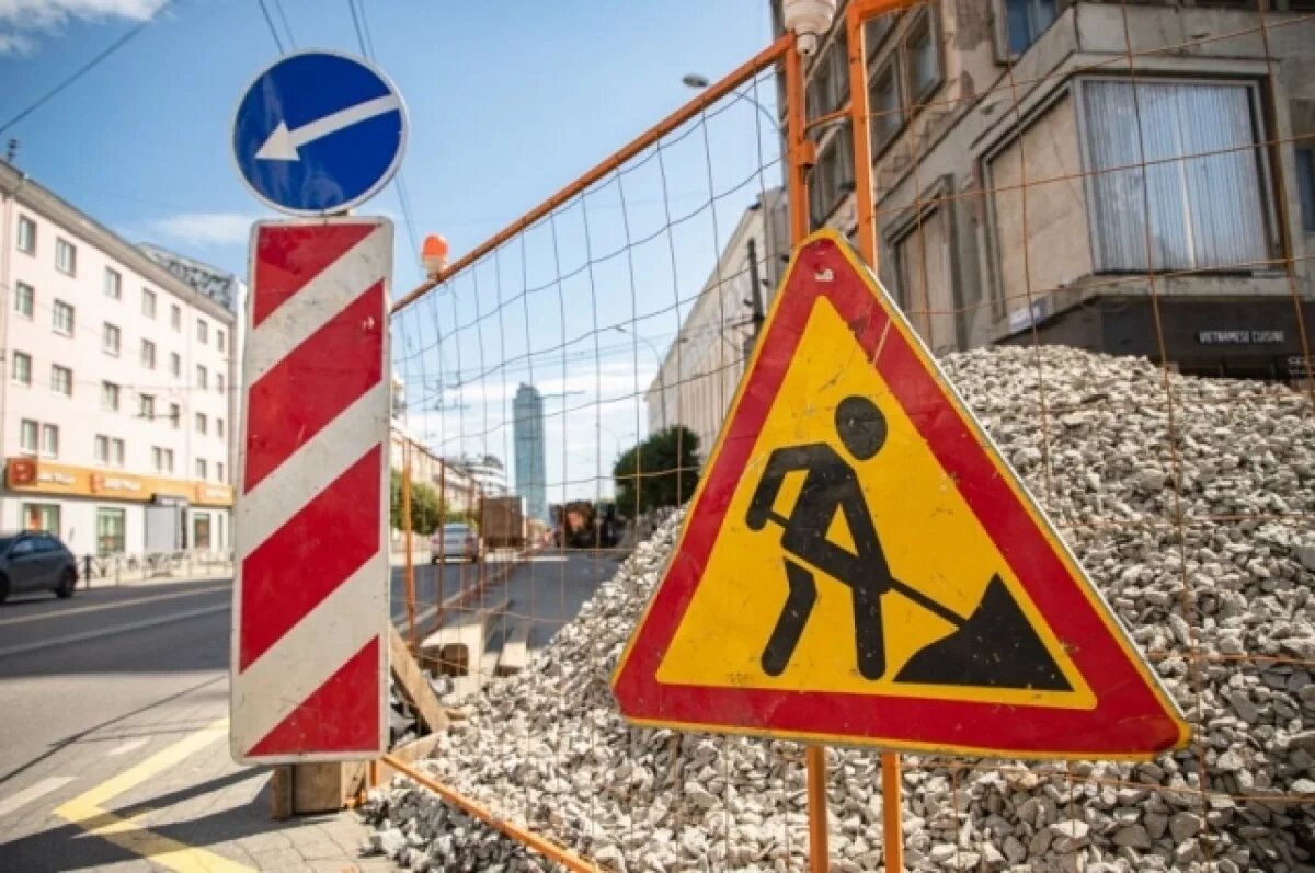    Движение транспорта на улице Комсомольской ограничат в Екатеринбурге