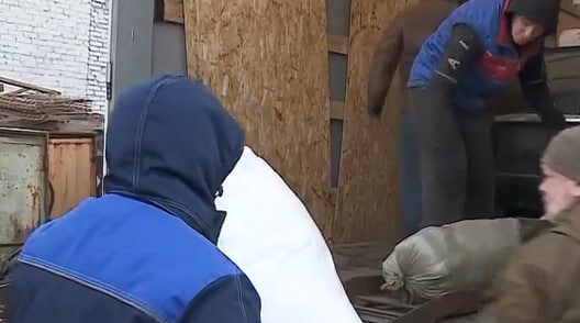     20 тонн гуманитарного груза отправили в зону СВО из Красноярска